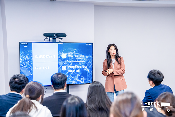 知名人力资源服务商易币付 易币国际财务负责人向拜访嘉宾分享企业财务管理经验